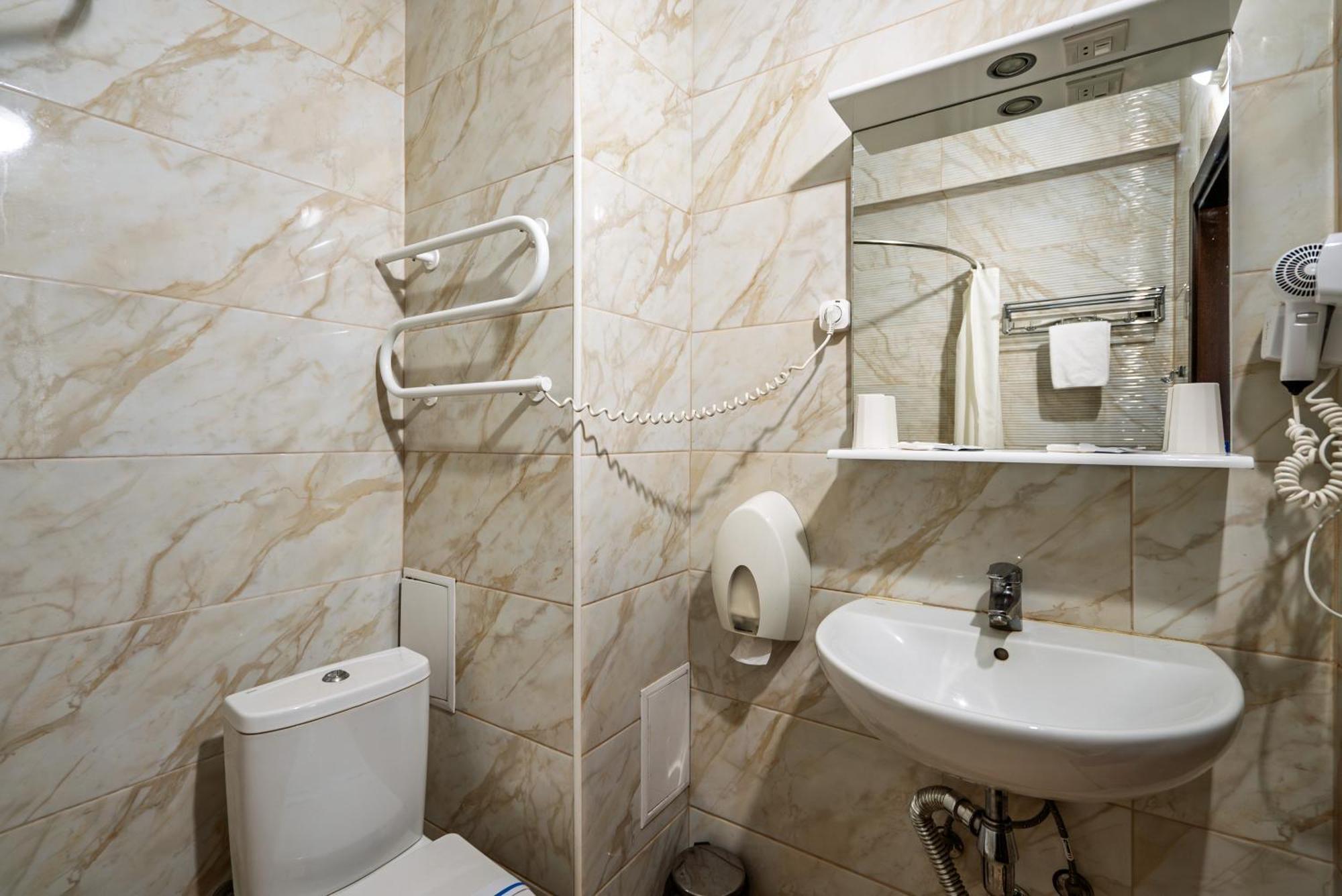 Congress Hotel Verhovina Petropavlovskaya Borshchagovka Exteriör bild