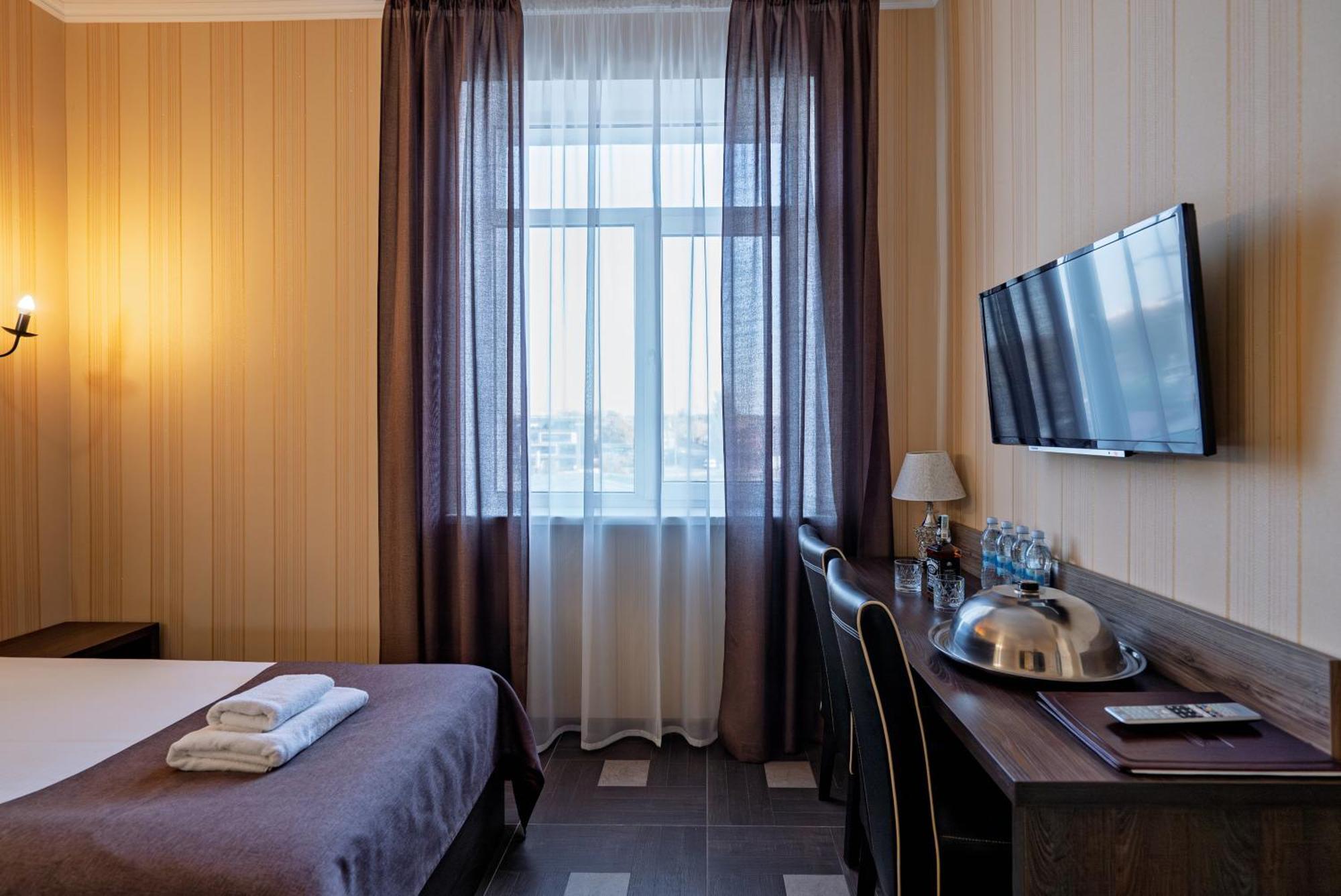 Congress Hotel Verhovina Petropavlovskaya Borshchagovka Exteriör bild